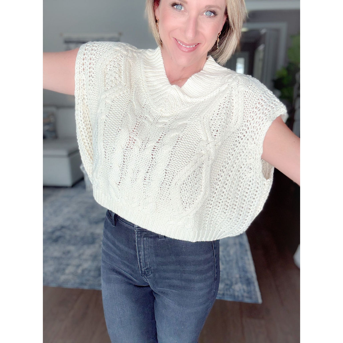 women's boutique cropped cable knit short sleeve sweater cream expanded