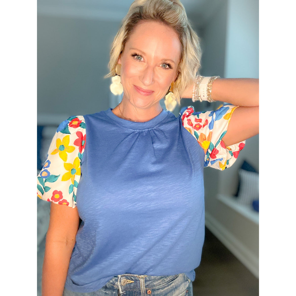 Talia Puff Sleeve Round Neck Blouse