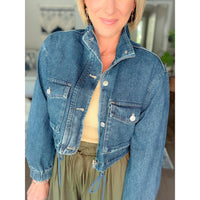 women's boutique denim cropped jacket details