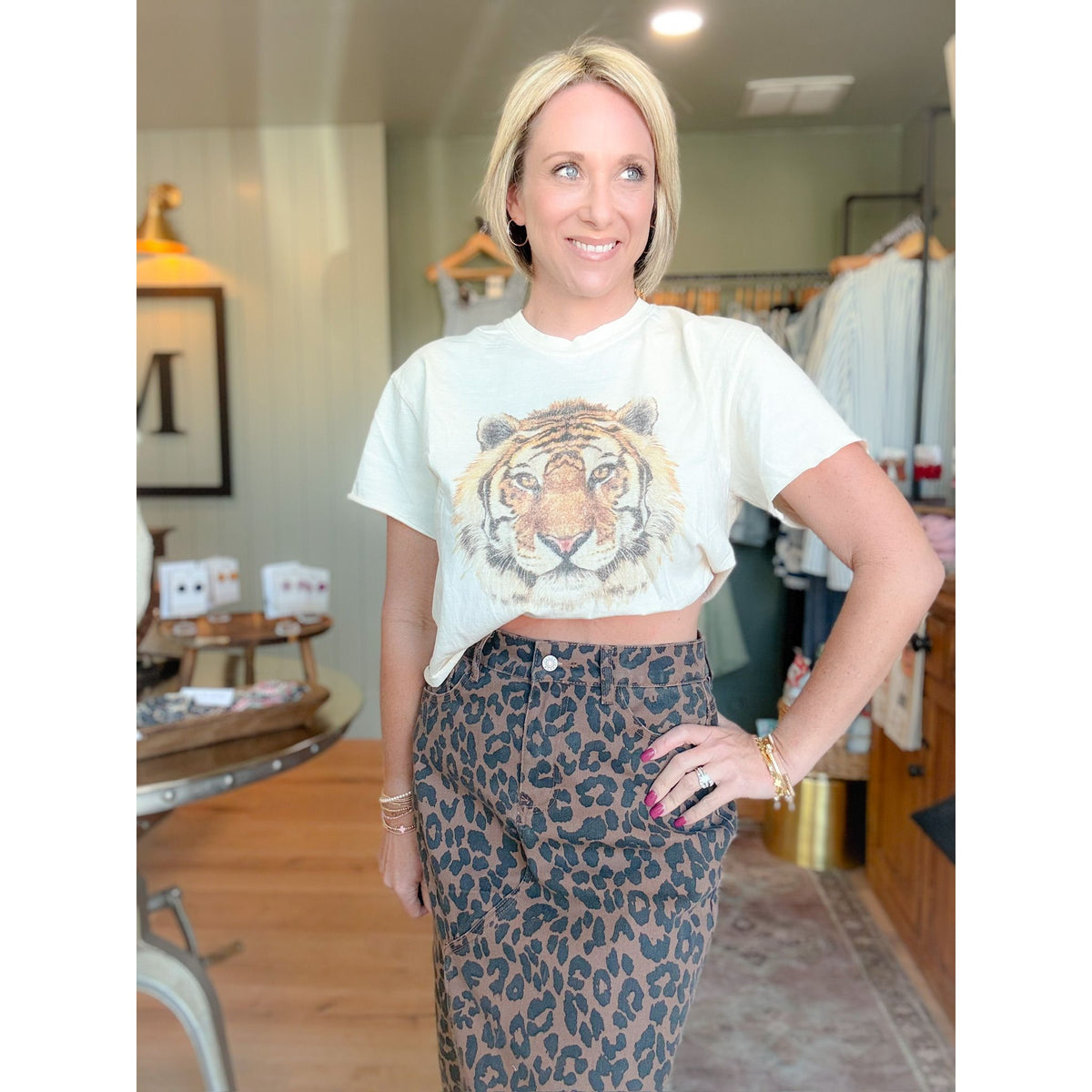 Tiger Vintage Graphic Crop Tee