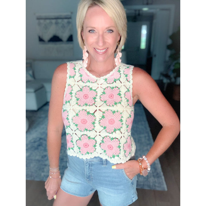 Finn Light Medium High Rise Stretch Shorts