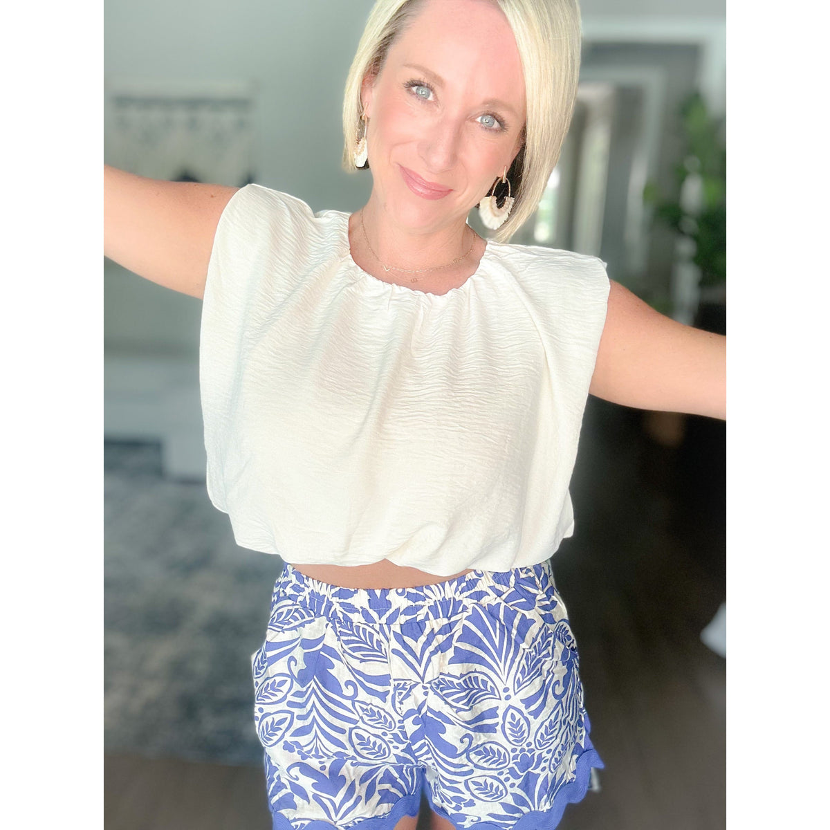 women's sleeveless crop top clothing boutique