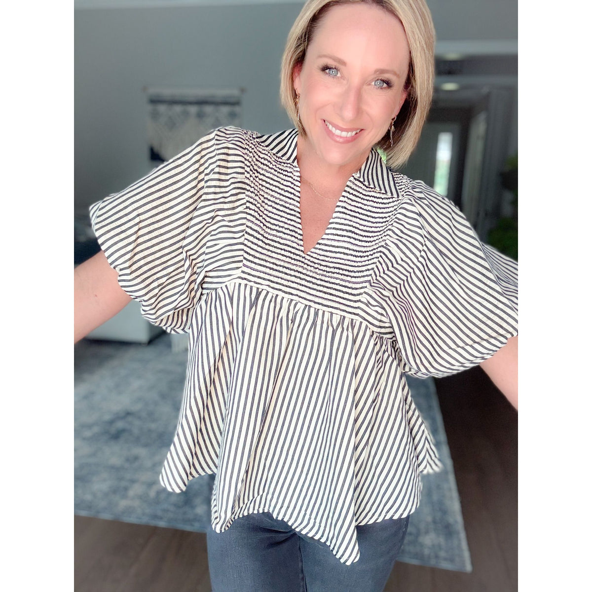 women's boutique striped short sleeve top detail