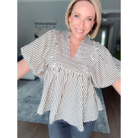 women's boutique striped short sleeve top detail