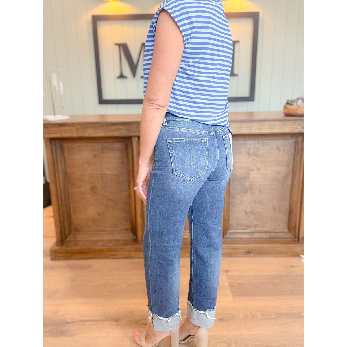 Risen Medium Boyfriend Cuffed