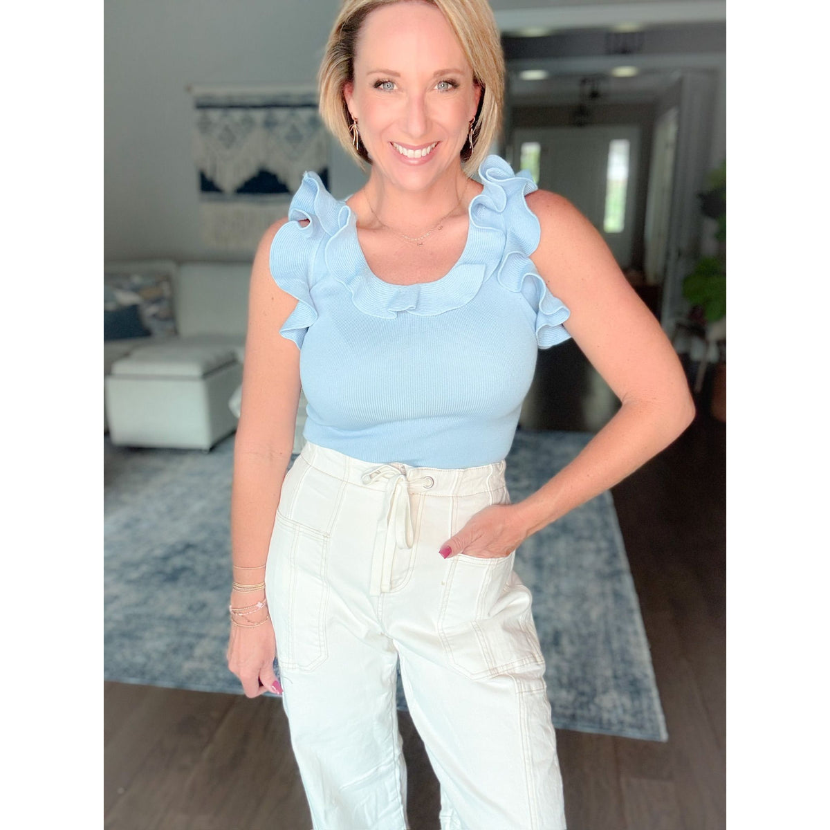 Women's boutique tank top blue details