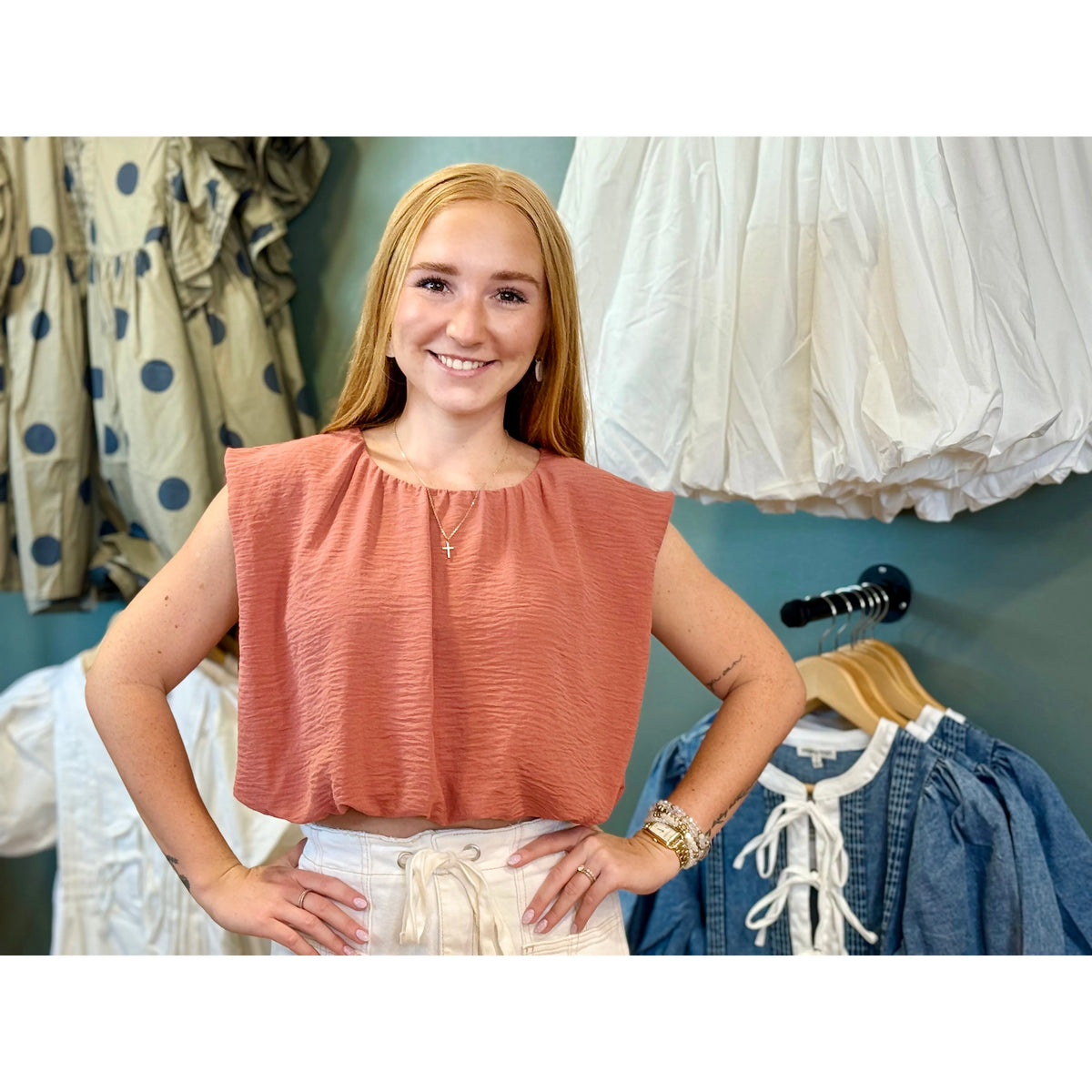 women's sleeveless crop top clothing boutique